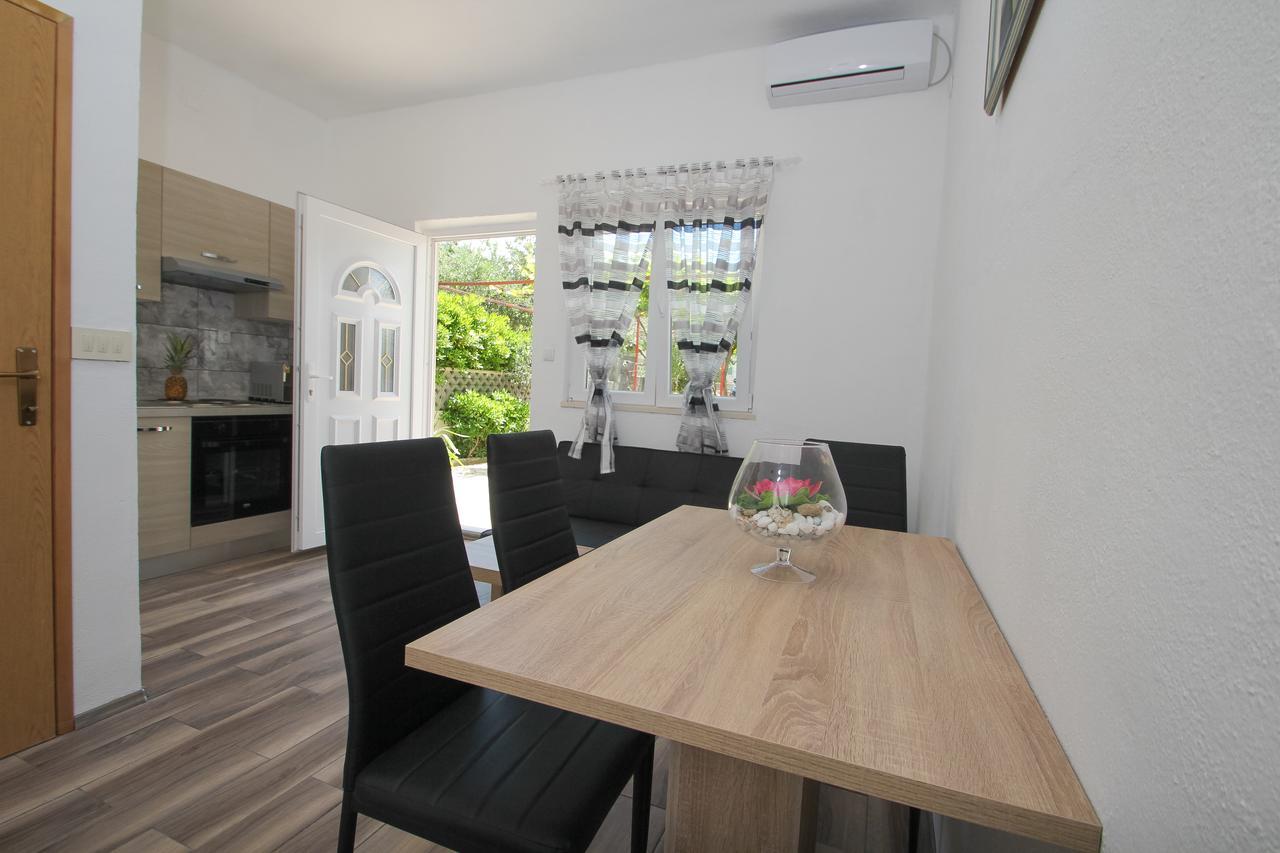 Appartement Afrodita Kaštela